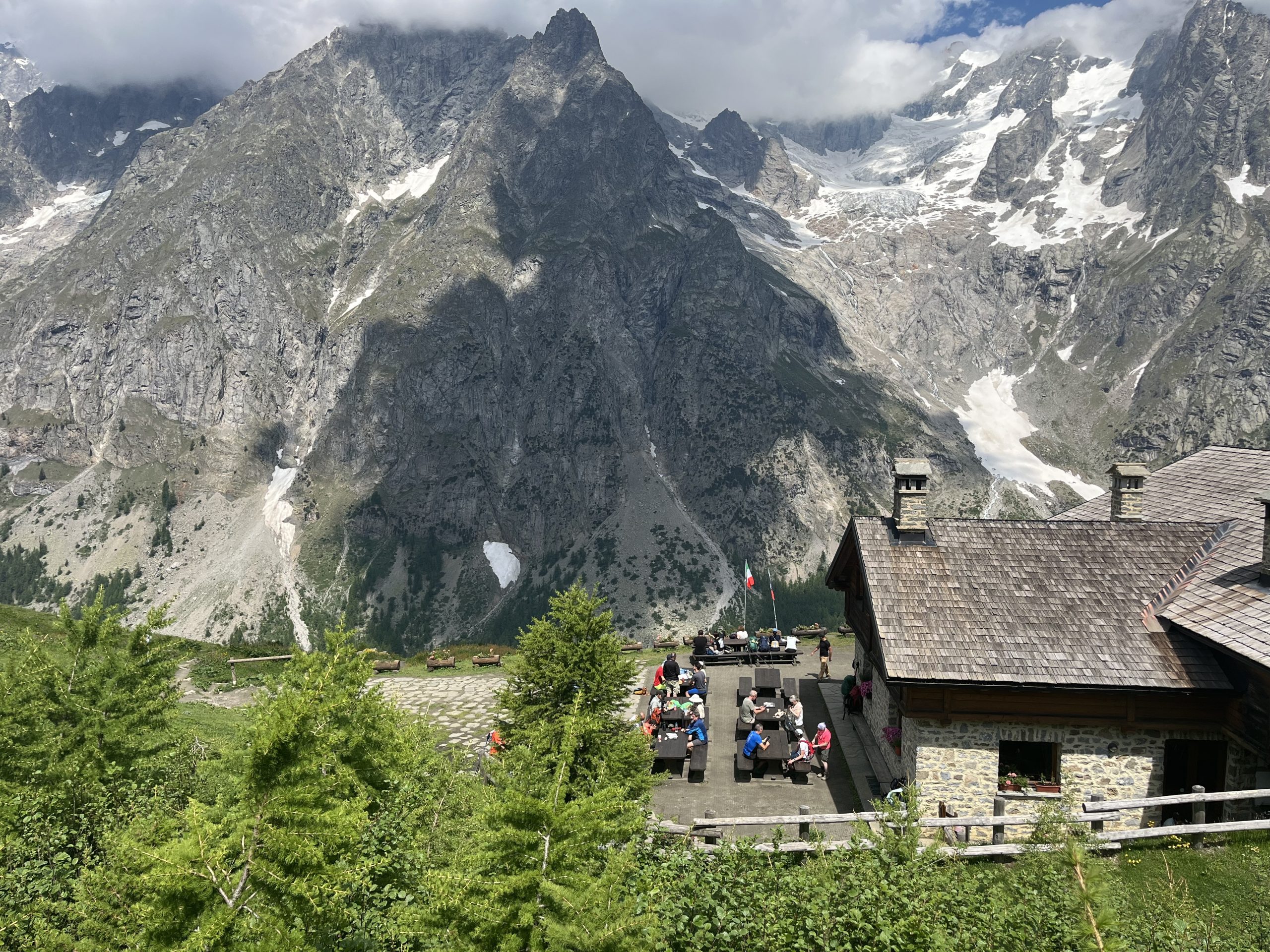 Rifugio Bonatti, a mountain refuge on the TMB