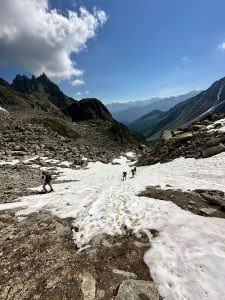 snow-free Fenêtre d’Arpette, june tmb conditions